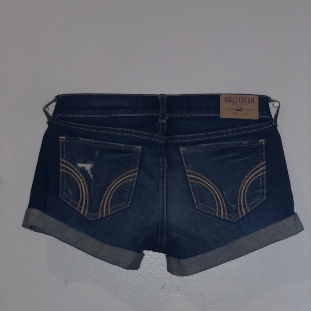 Shorts - Picture 2 of 2